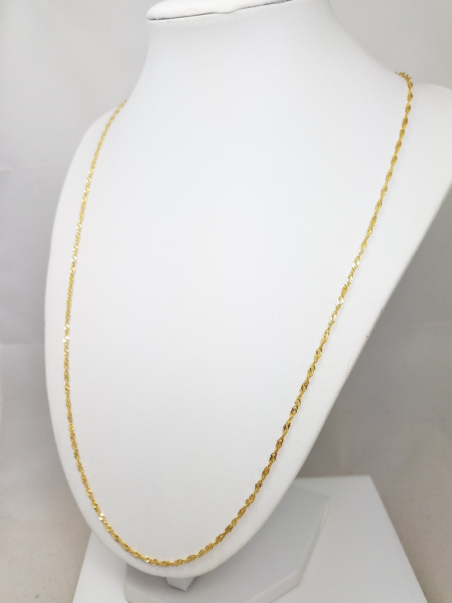 Sparkly 24" 14k Yellow Gold Singapore Link Chain Necklace
