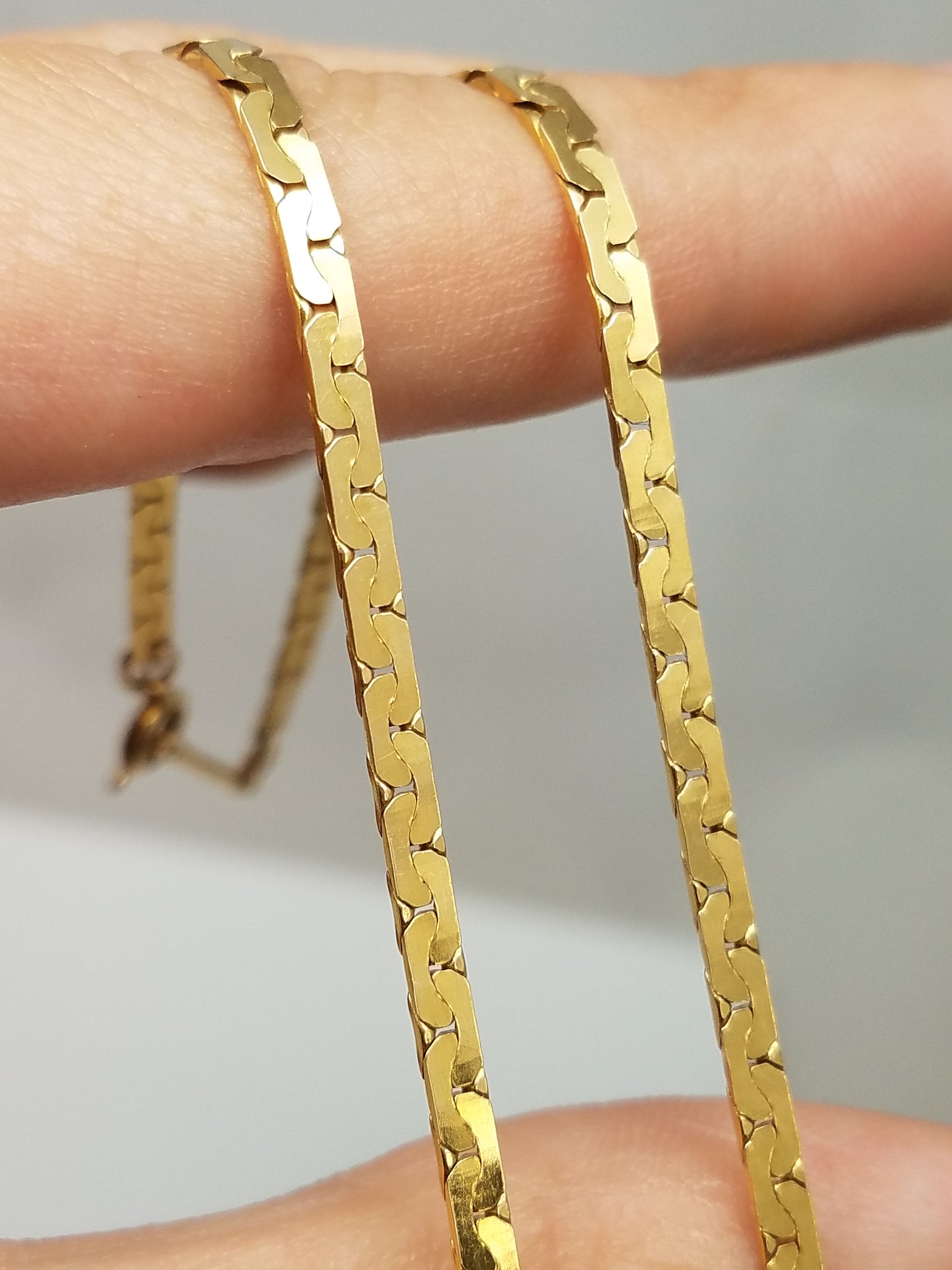 Luxurious 18" Solid 14k Yellow Gold "C" Link Chain Necklace