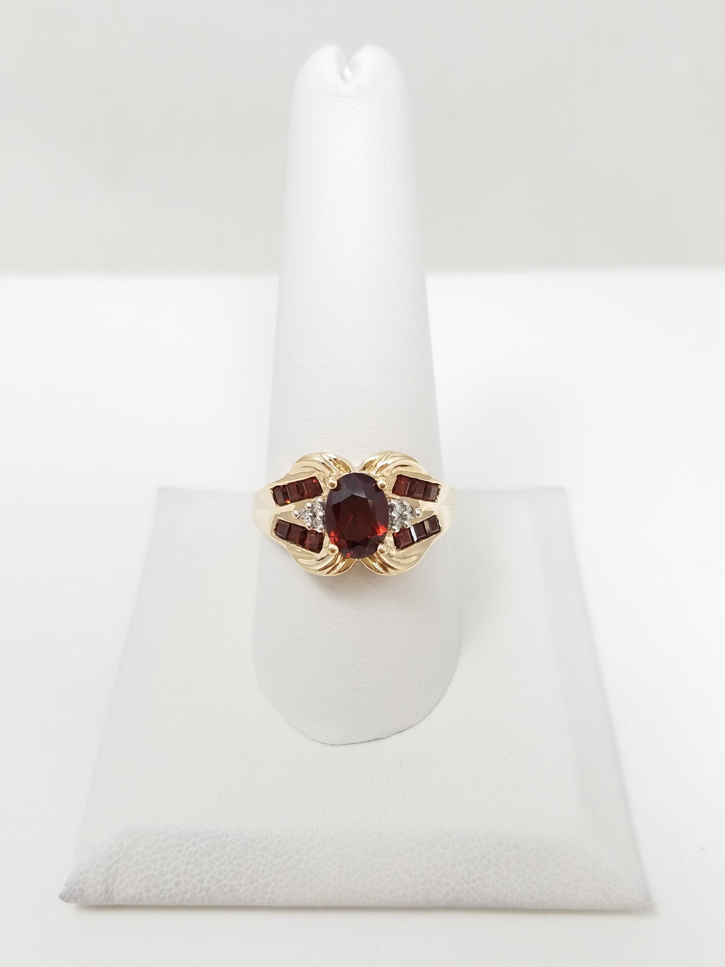 Lavish 10k Yellow Gold Natural Garnet Diamond Ring