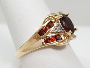 Lavish 10k Yellow Gold Natural Garnet Diamond Ring