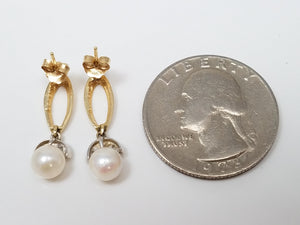 Swanky 14k Yellow Gold Cultured Pearl Natural Diamond Dangle Earrings