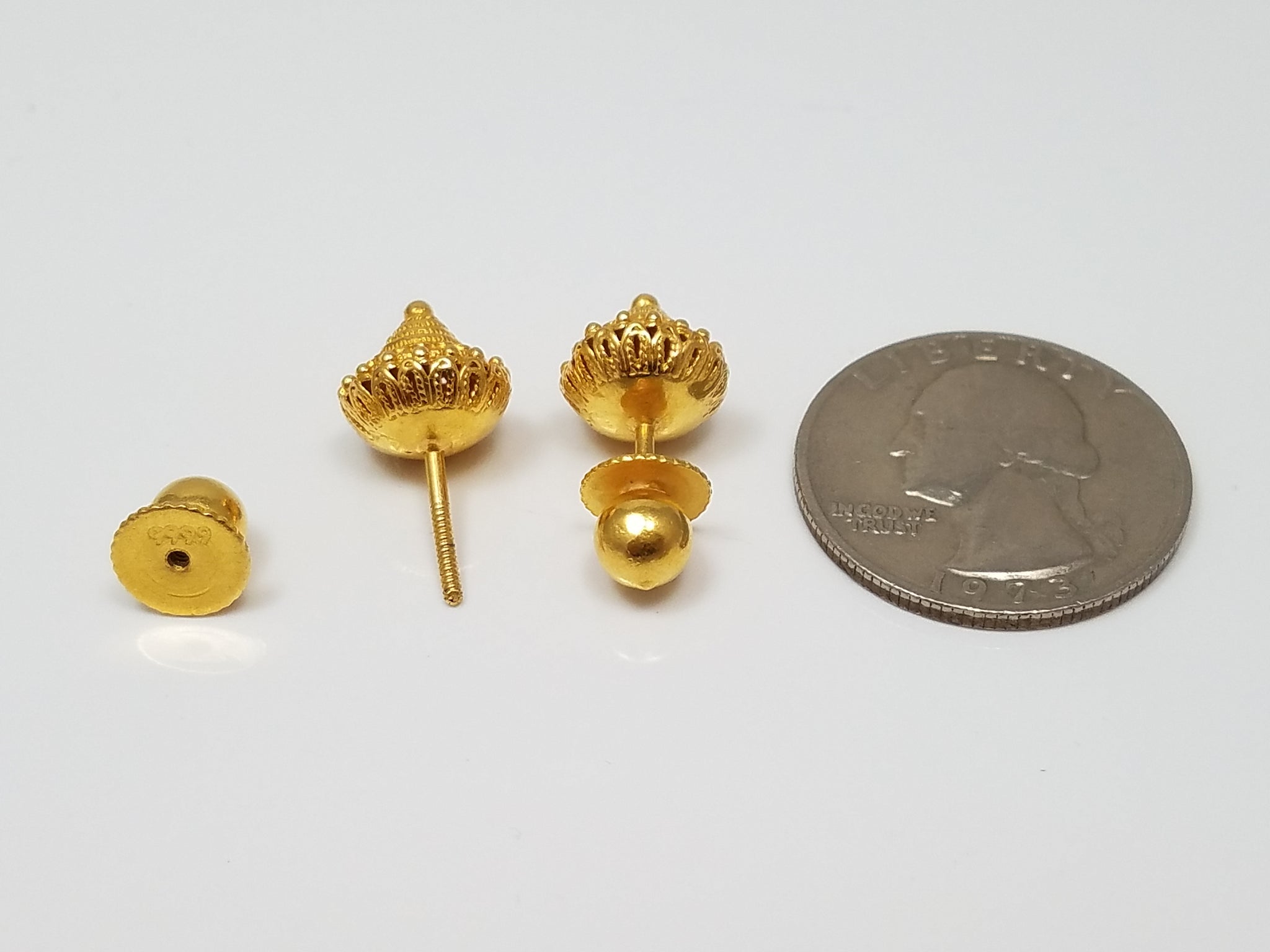 Outstanding 24k Yellow Gold Circular Earrings