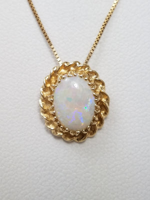 Elegant 18.5" 14k Yellow Gold Natural Australian Opal Pendant Necklace