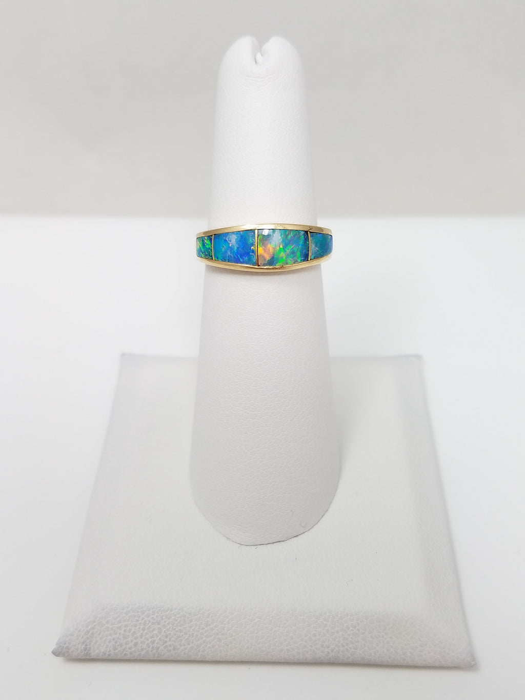 Elegant 14k Yellow Gold Natural Opal Inlay Ring