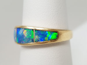 Elegant 14k Yellow Gold Natural Opal Inlay Ring