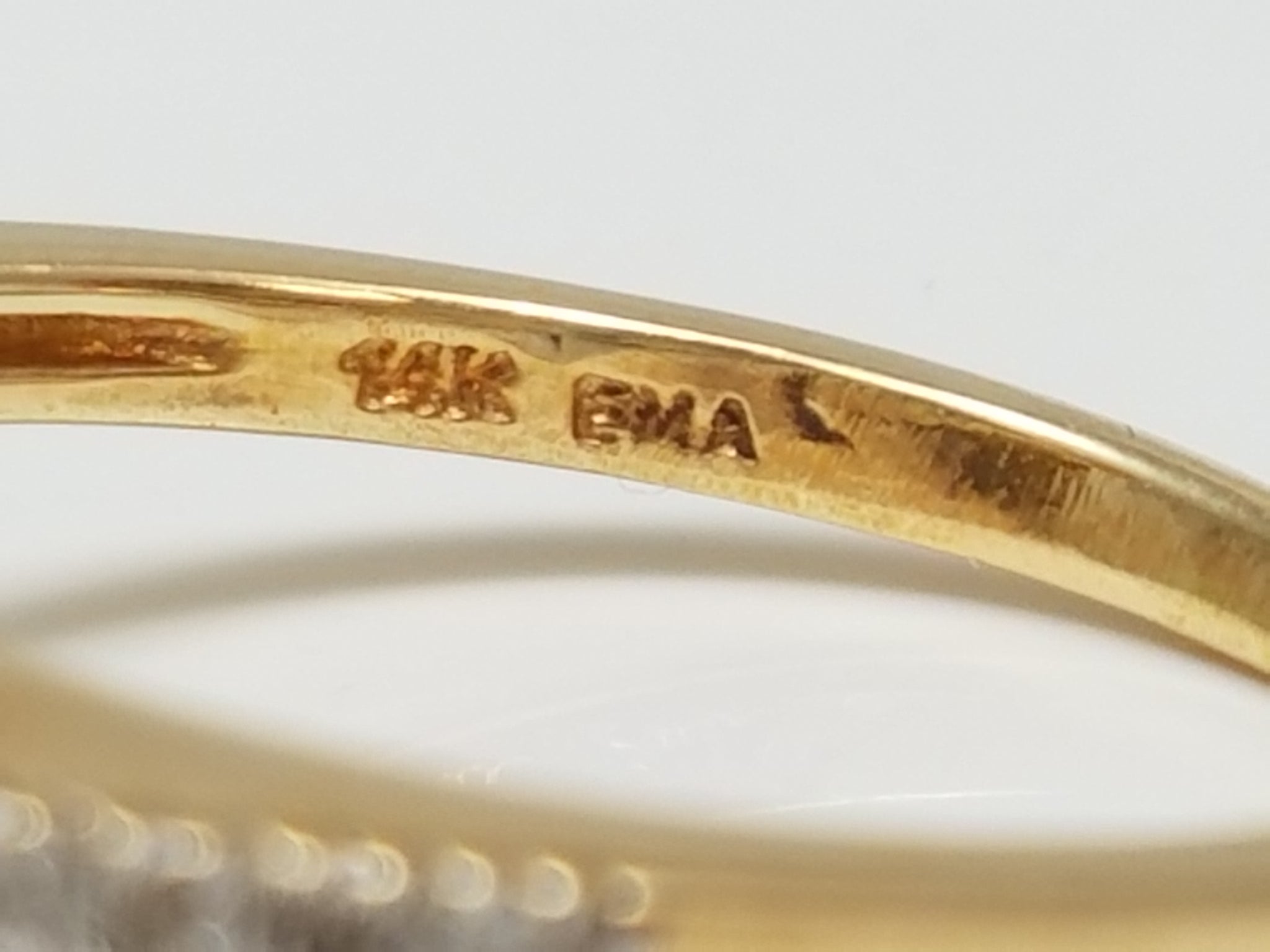 Gorgeous 14k Yellow Gold Natural Smoky Quartz Diamond Ring