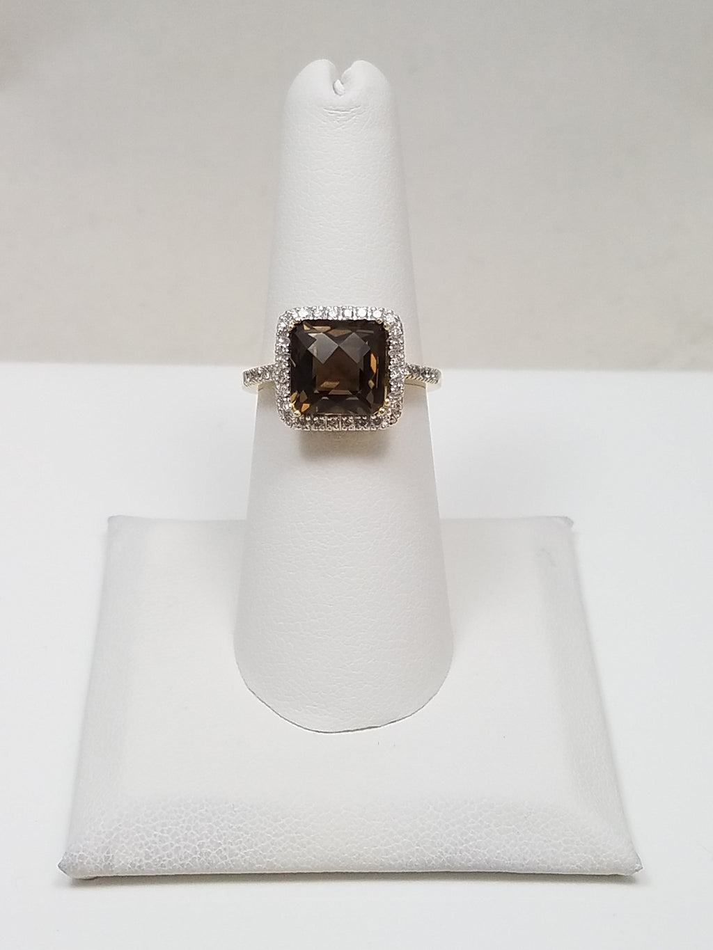 Gorgeous 14k Yellow Gold Natural Smoky Quartz Diamond Ring