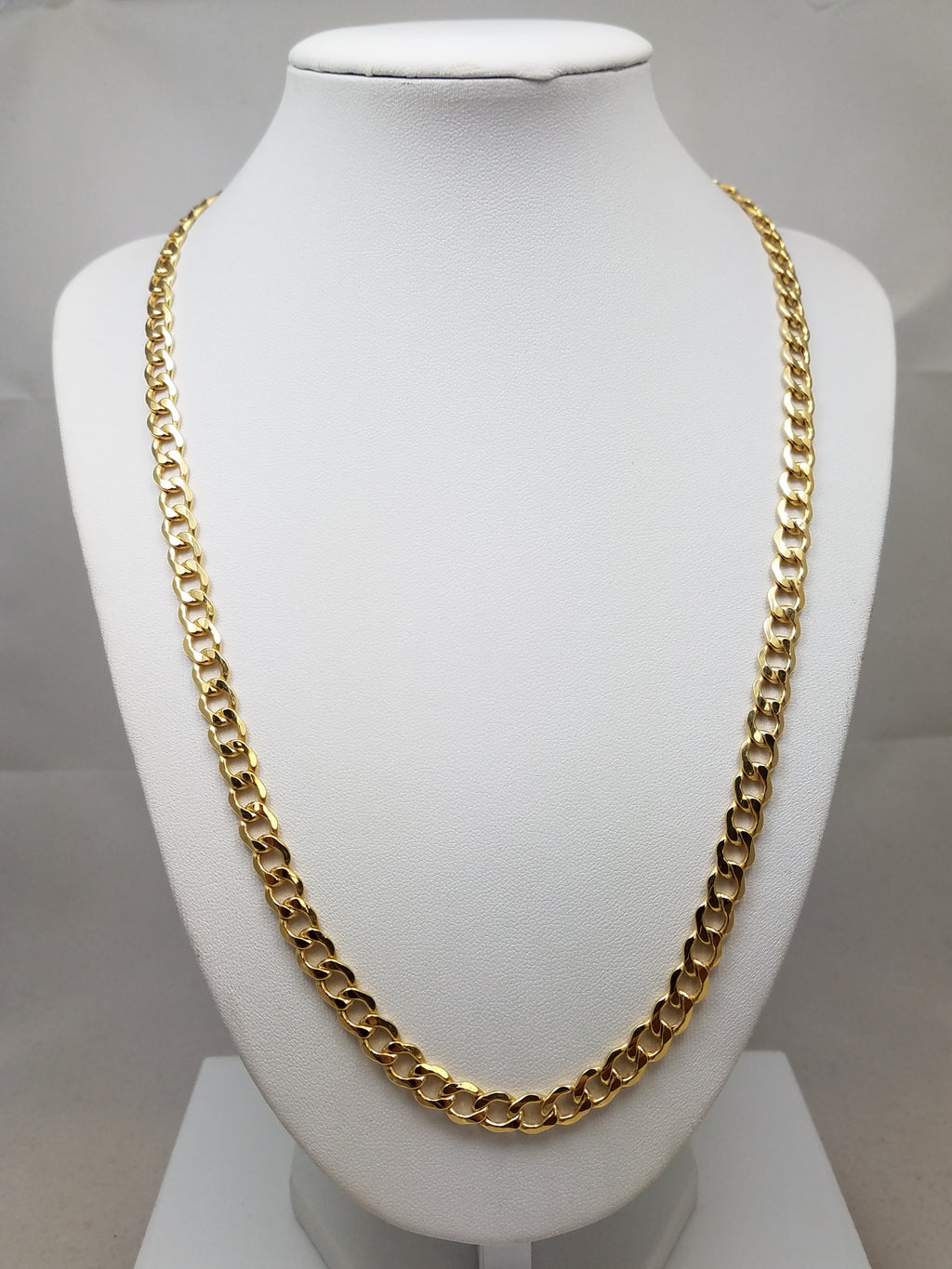 Sporty 22" 10k Hollow Yellow Gold Curb Link Chain Necklace