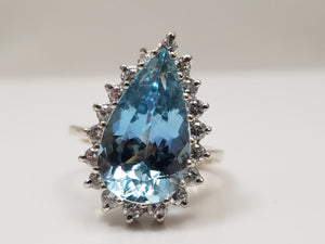 Glamorous 14k White Gold Natural Aquamarine Diamond Halo Ring