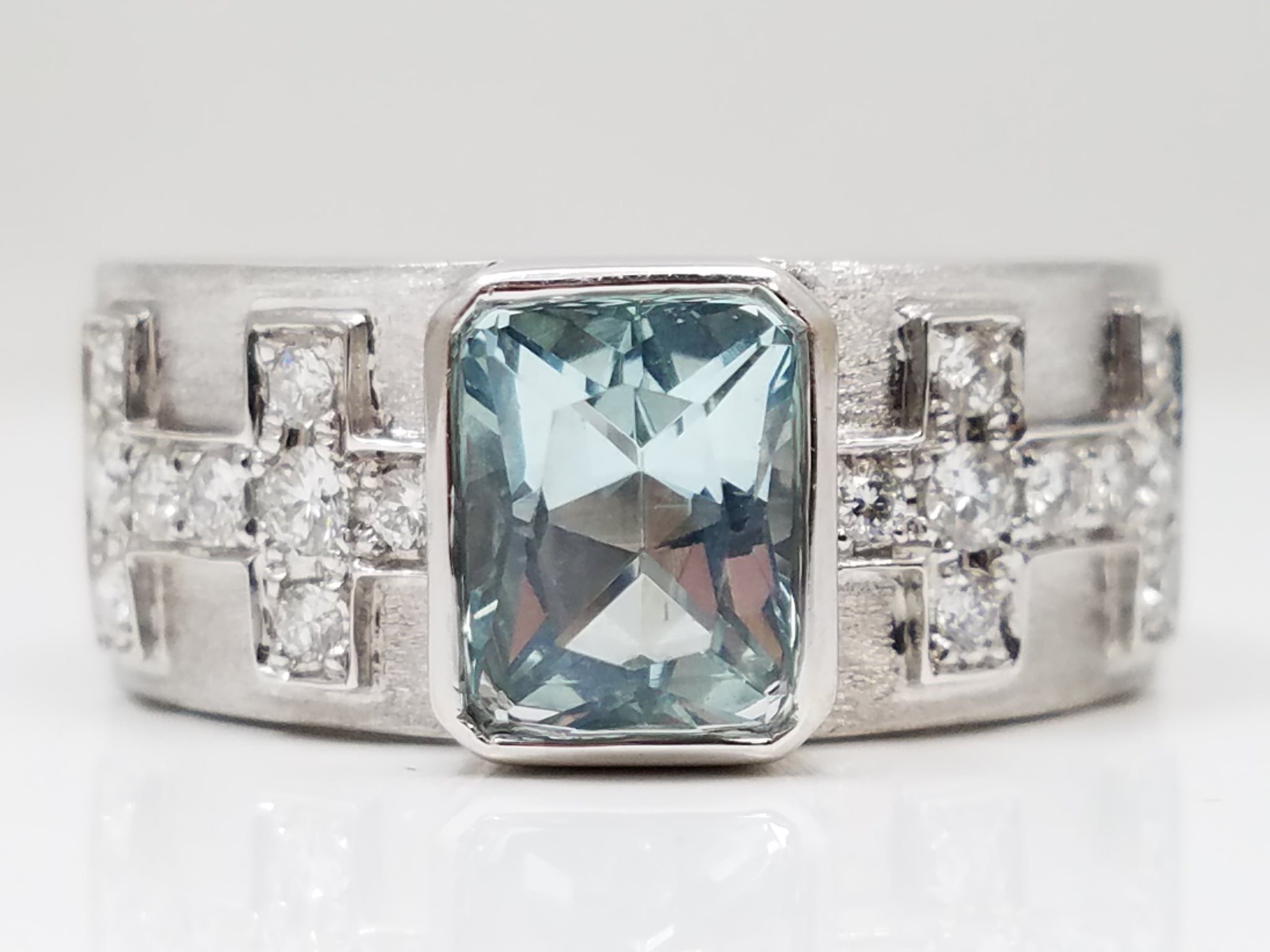 New! 14k White Gold Natural Aquamarine + Diamond Ring