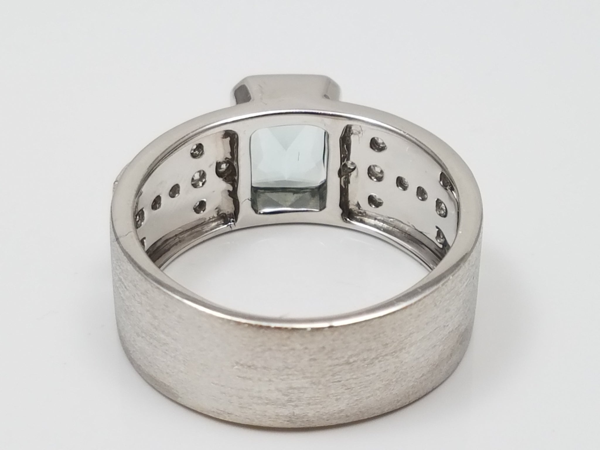 New! 14k White Gold Natural Aquamarine + Diamond Ring