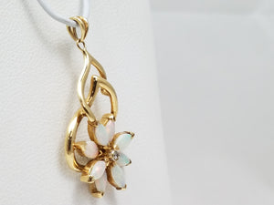 Pretty 14k Yellow Gold Natural Australian Opal Diamond Flower Pendant