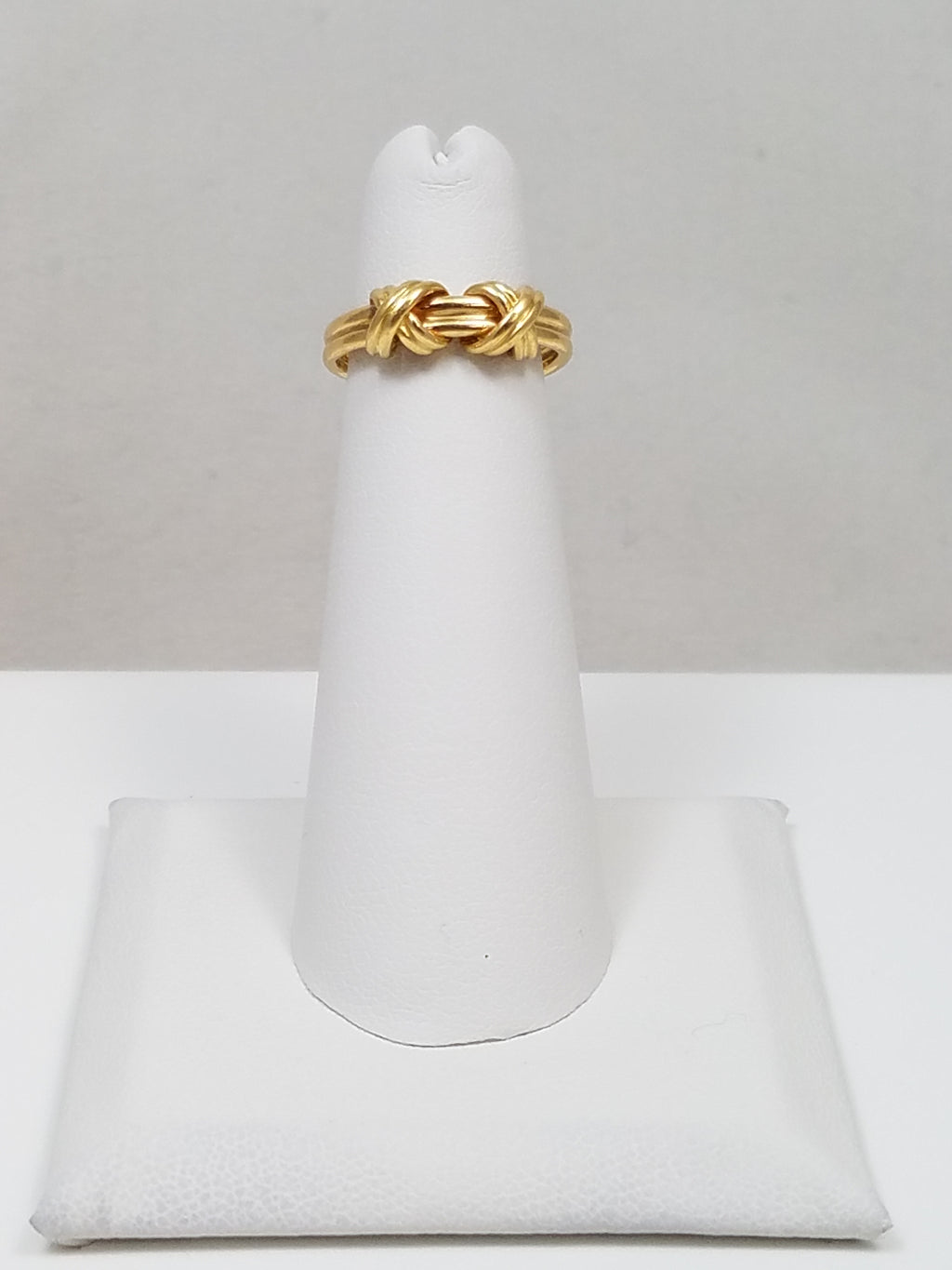 Fabulous Vintage 18k Yellow Gold "X" Designer Ring