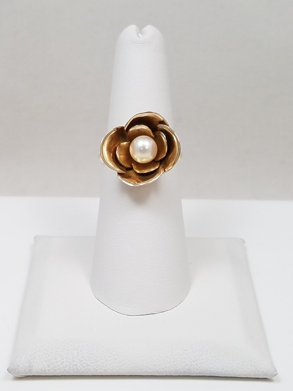 Vintage Handmade 14k Yellow Gold Pearl Flower Ring