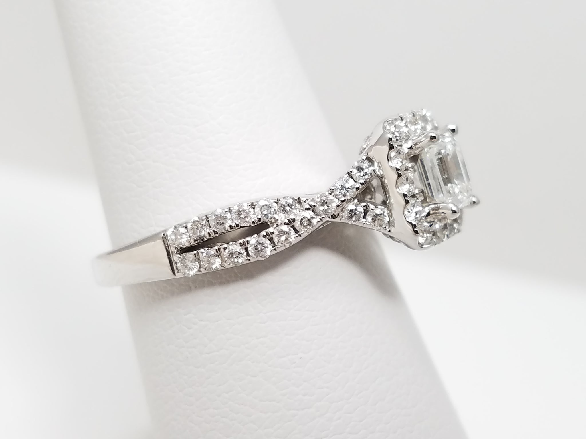 Emerald Cut Diamond 14k White Gold Engagement Ring