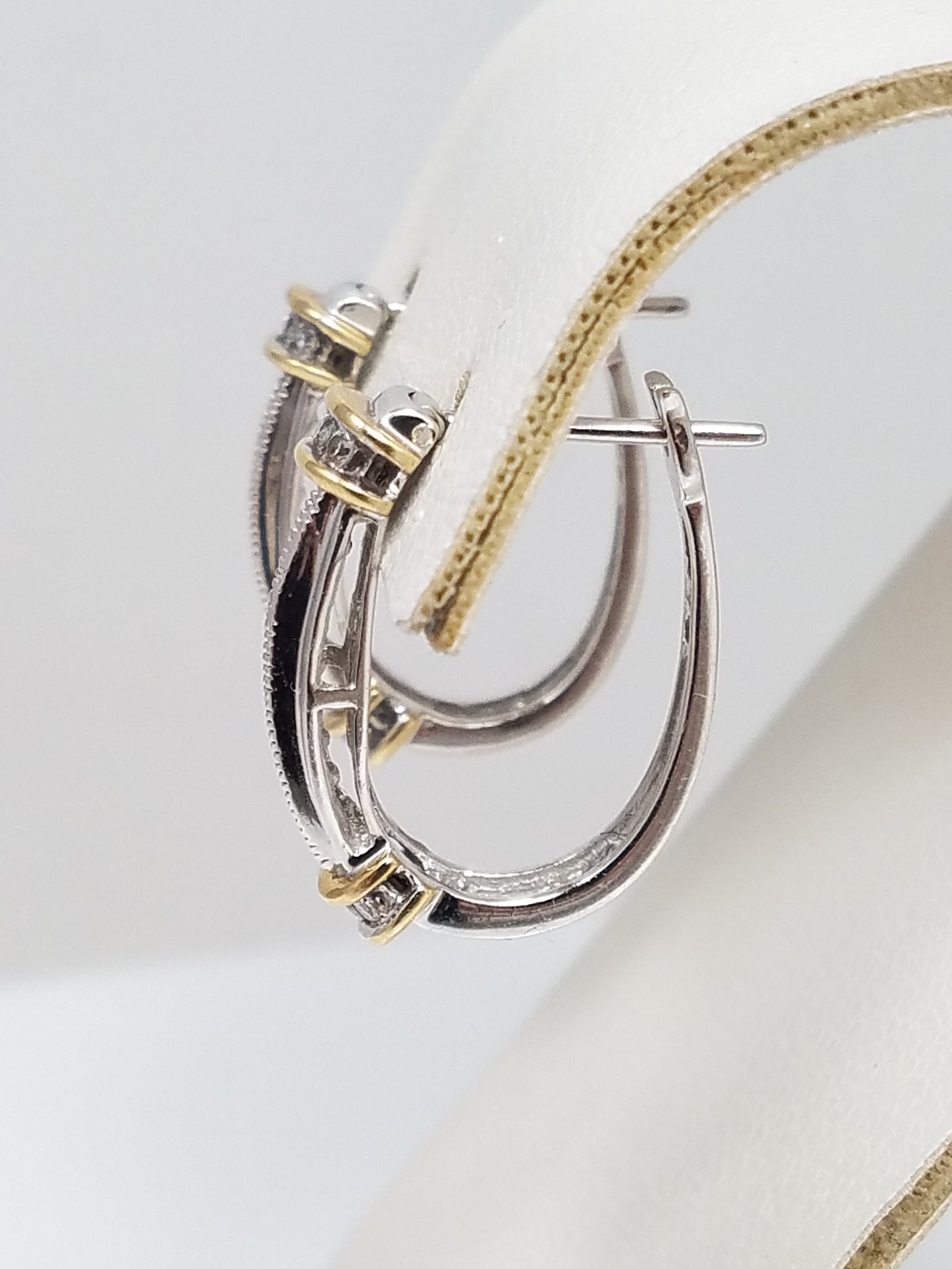 Elegant 14k Two Tone Gold .50ctw Natural Diamond Elongated Hoop Earrings