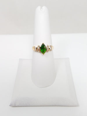 Lavish 10k Yellow Gold Natural Chrome Diopside Diamond Ring