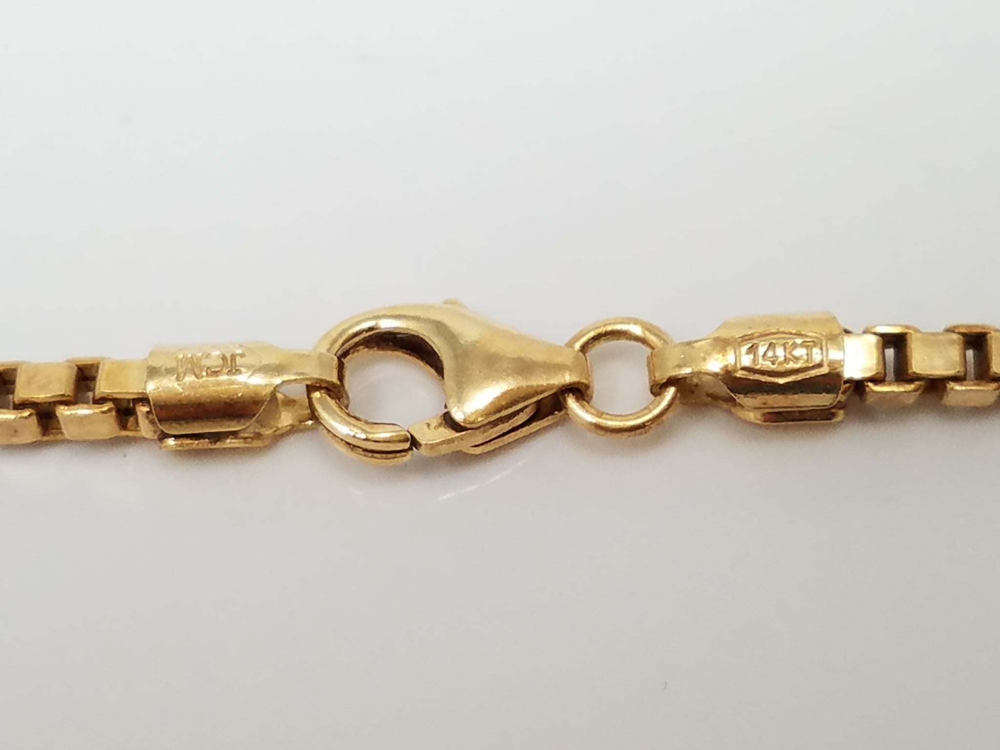 Sporty Solid 16" 14k Yellow Gold Box Link Chain Necklace