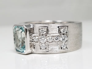 New! Dynamic 18k White Gold Natural Aquamarine Diamond Custom Ring