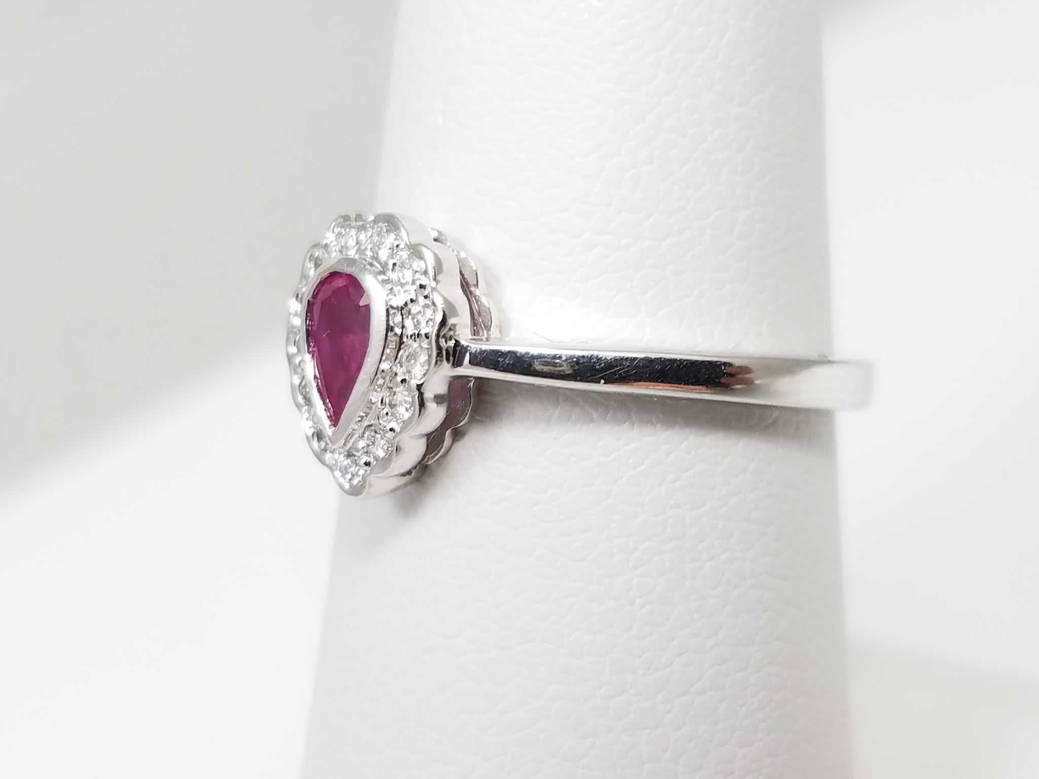 Precious 14k White Gold Natural Ruby Diamond Ring