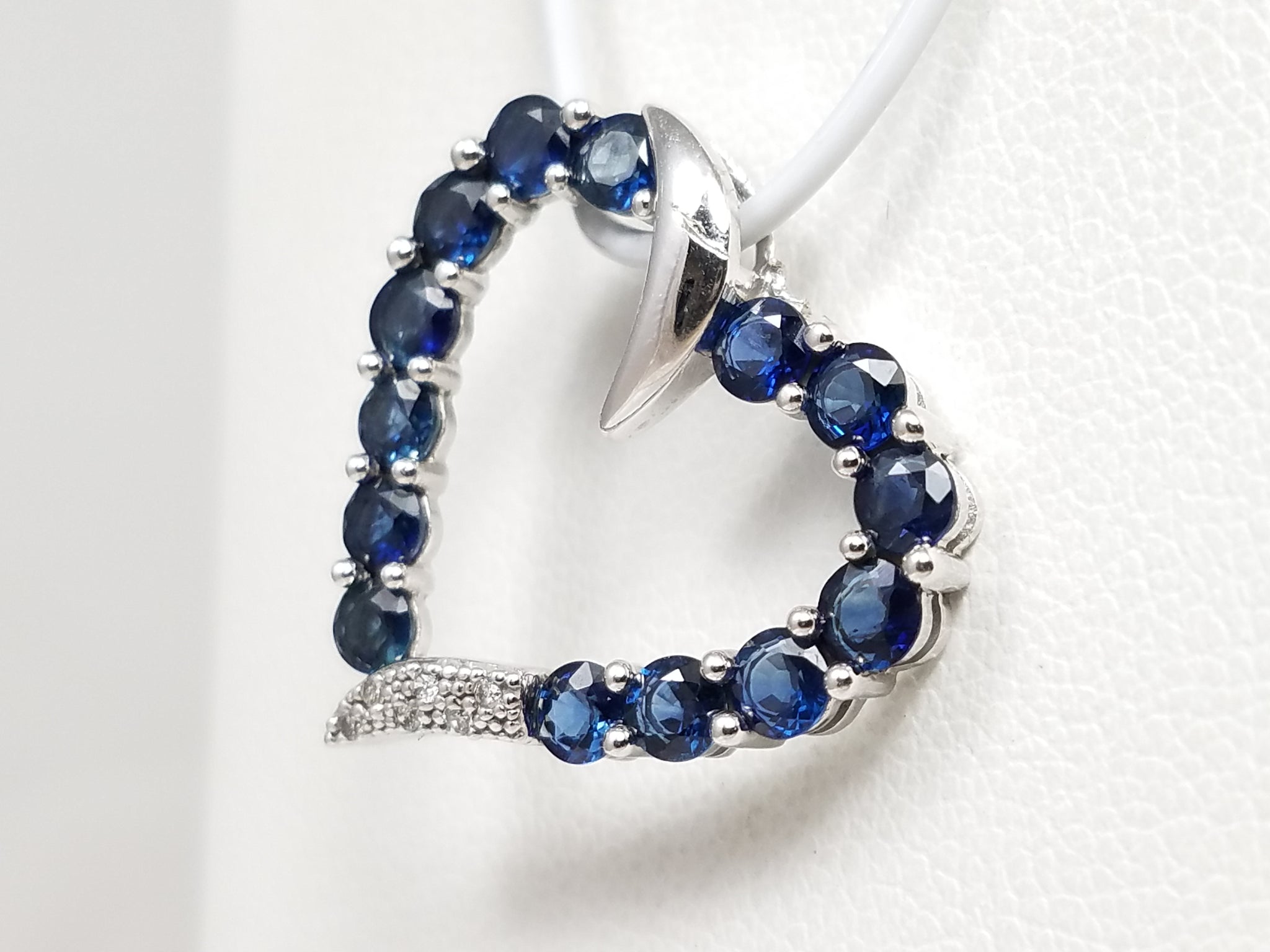 Sophisticated 14k White Gold Natural Sapphire Diamond Heart Pendant