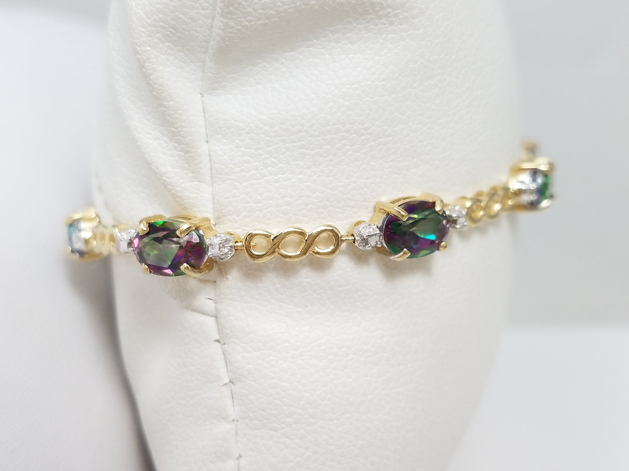 Flashy 7" 10k Yellow Gold Natural Mystic Topaz Diamond Bracelet