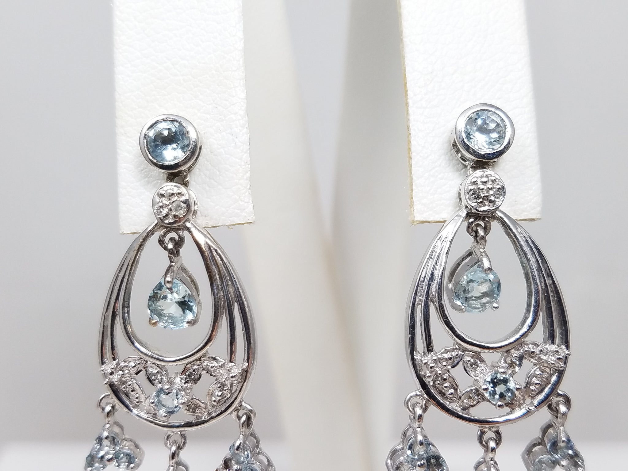Flashy 10k White Gold Natural Aquamarine Diamond Dangle Earrings