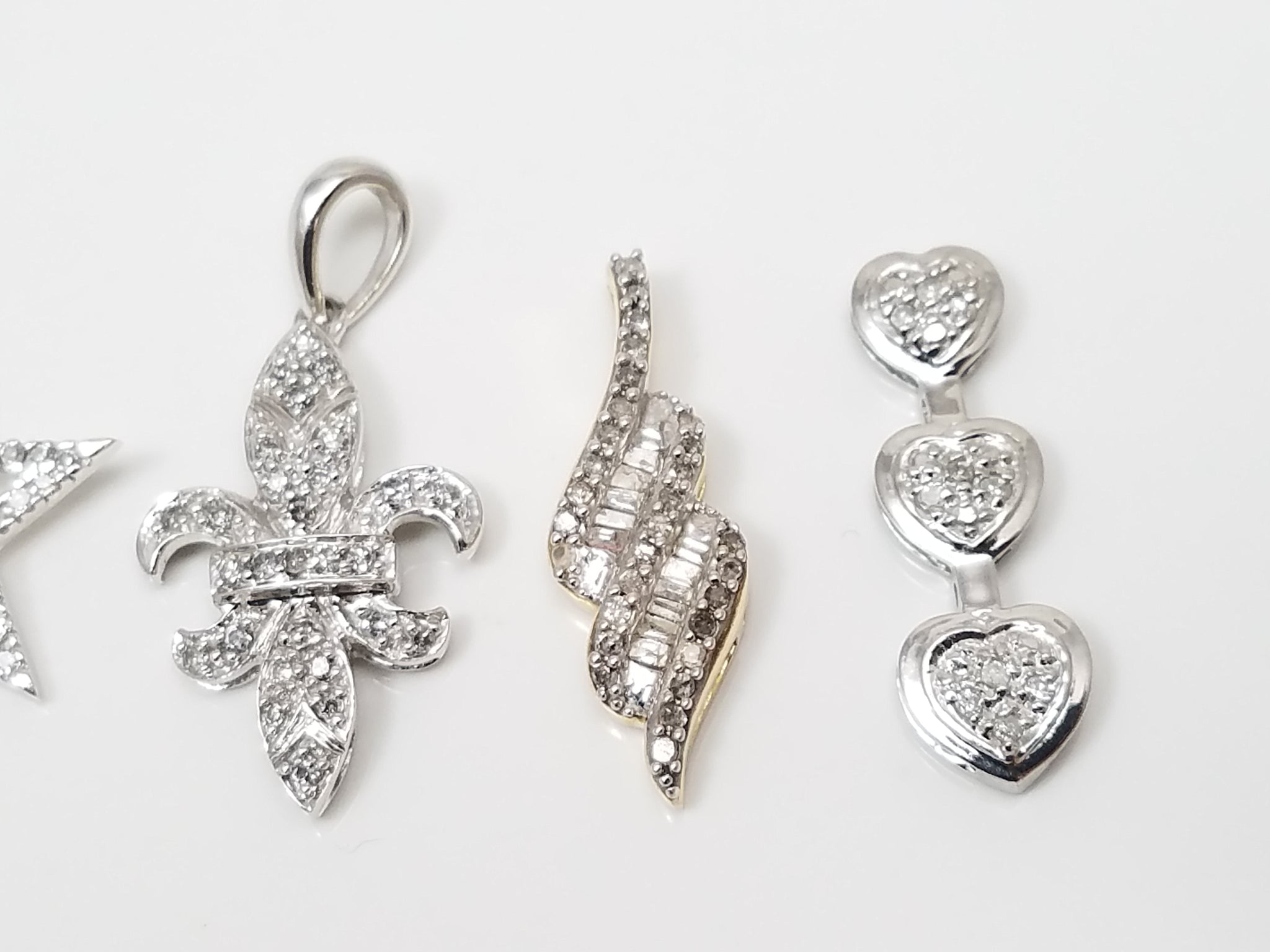 10k Gold Natural Diamond Pendant Lot