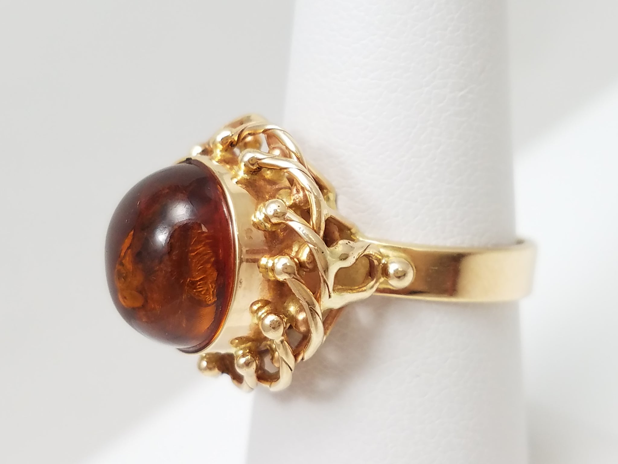 14k Yellow Gold Natural Amber Insect Ring