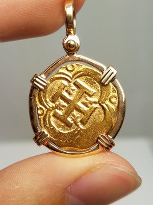 Fascinating 24k Yellow Gold Replica Treasure Coin 14k Yellow Gold Pendant