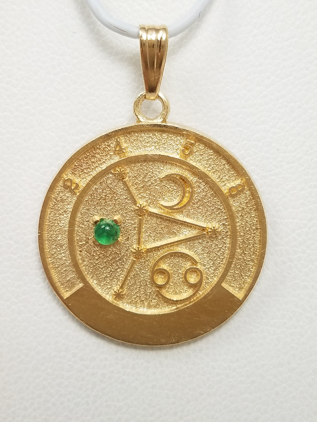 Decorative 14k Yellow Gold Cancer Zodiac Pendant