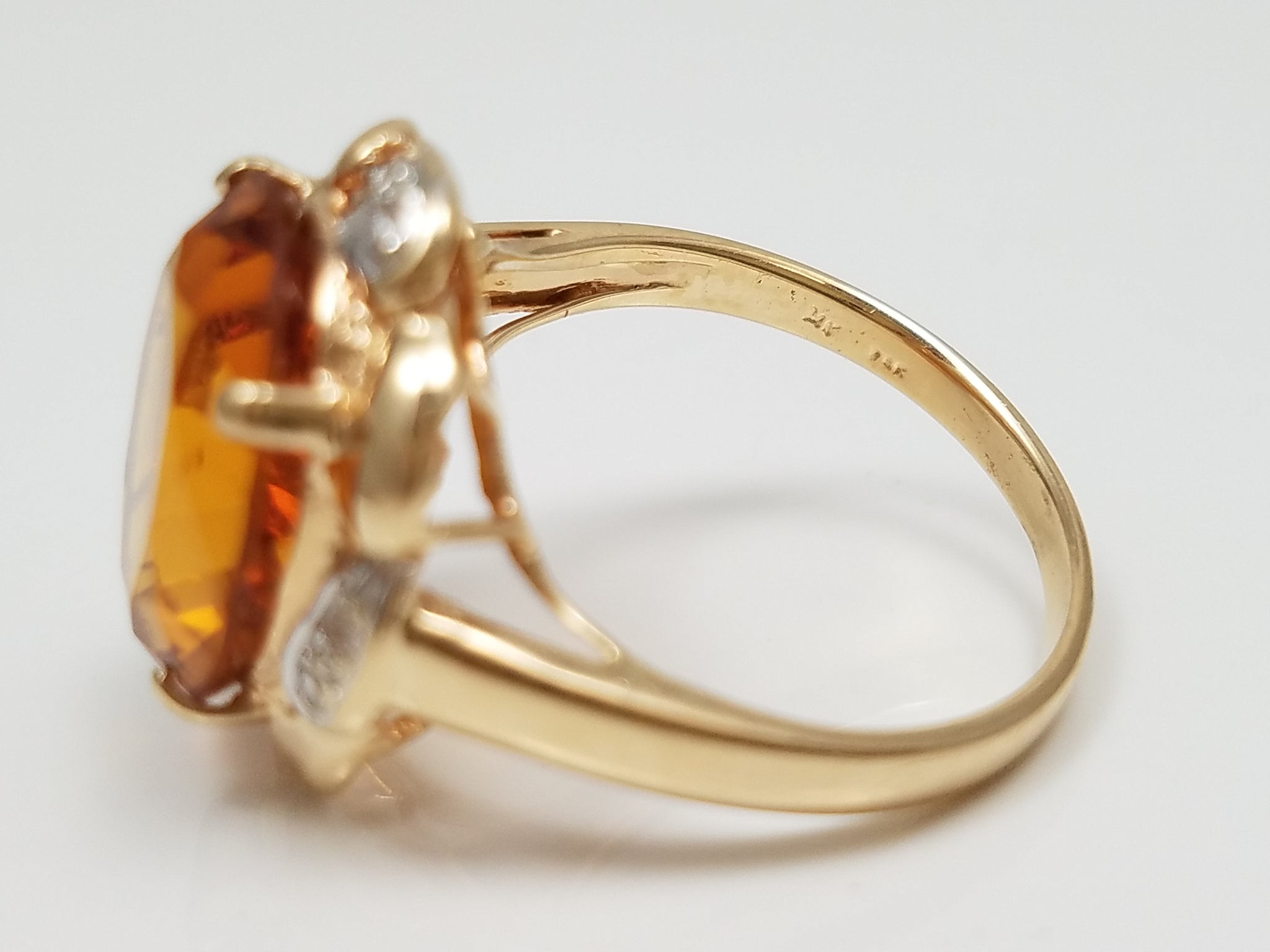 Attractive 14k Yellow Gold Natural Citrine Diamond Ring