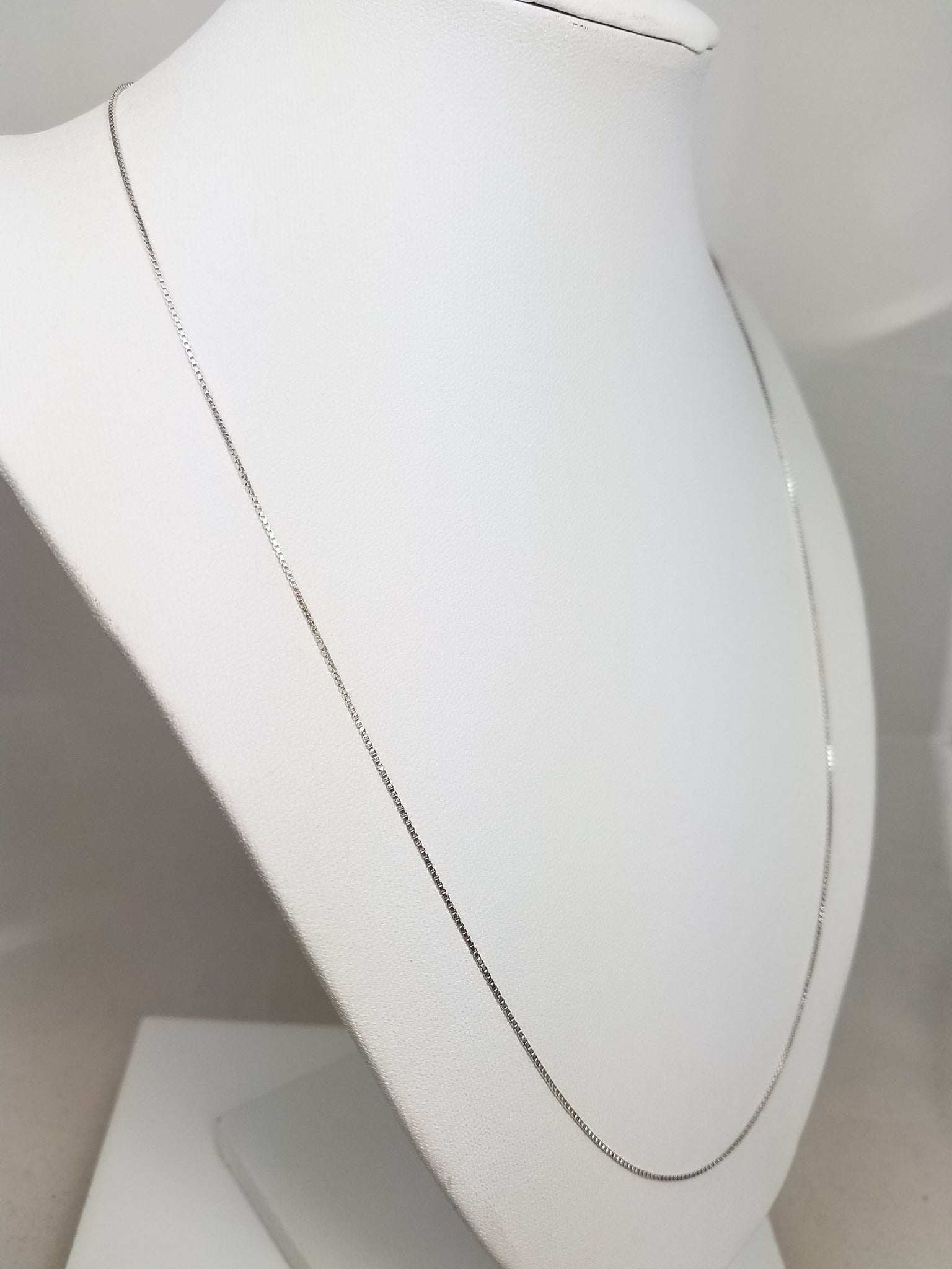 14k White Gold Box Link 21.5" Necklace