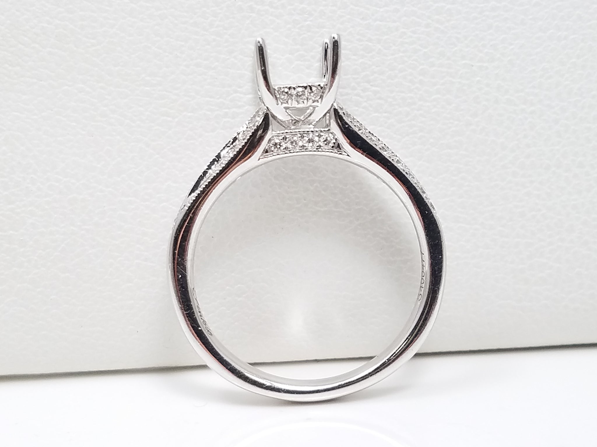 New! Shimmering 14k White Gold Natural Diamond Engagement Ring Mount