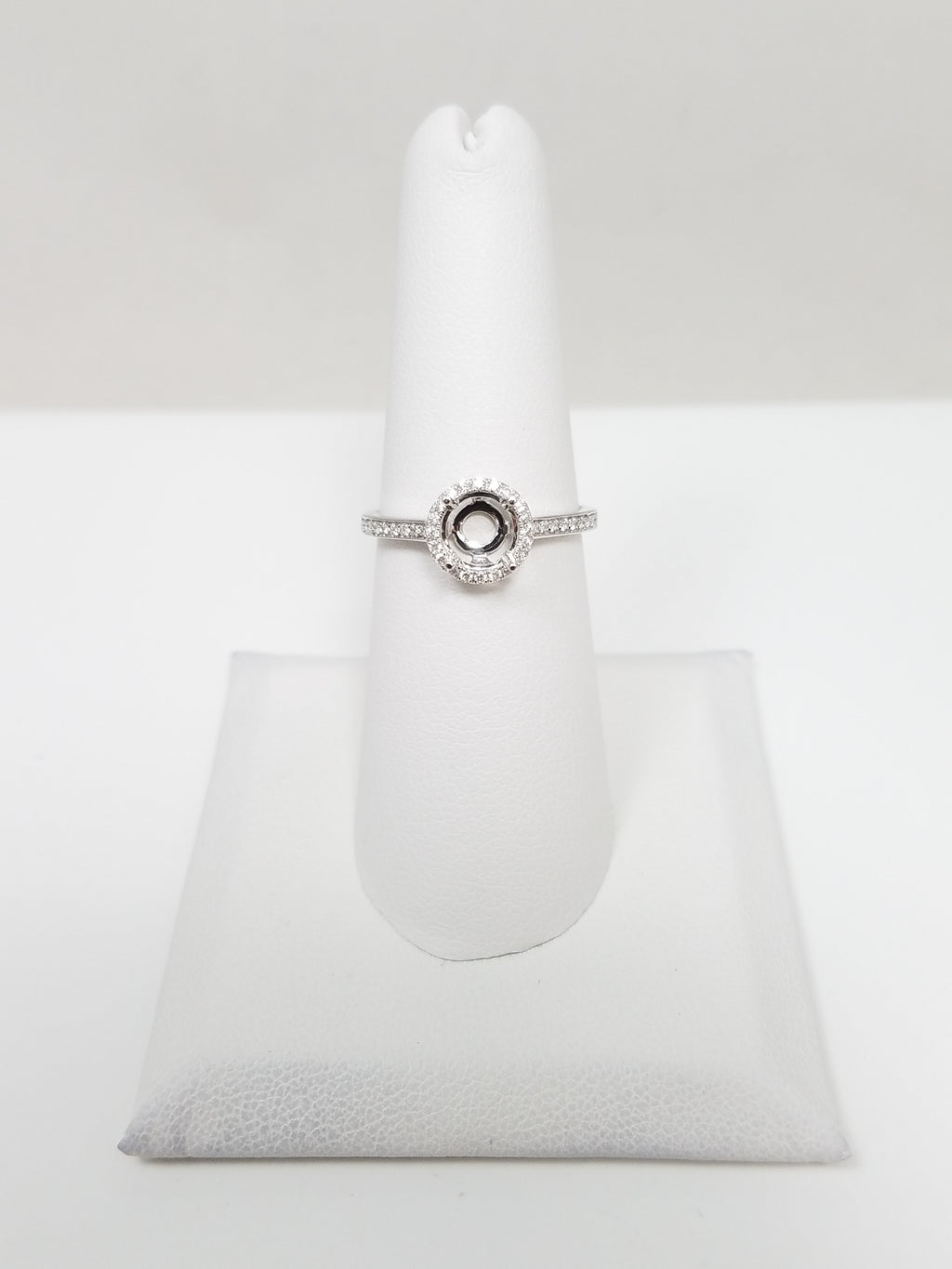 New Glamorous 14k White Gold Natural Diamond Halo Engagement Ring Mount