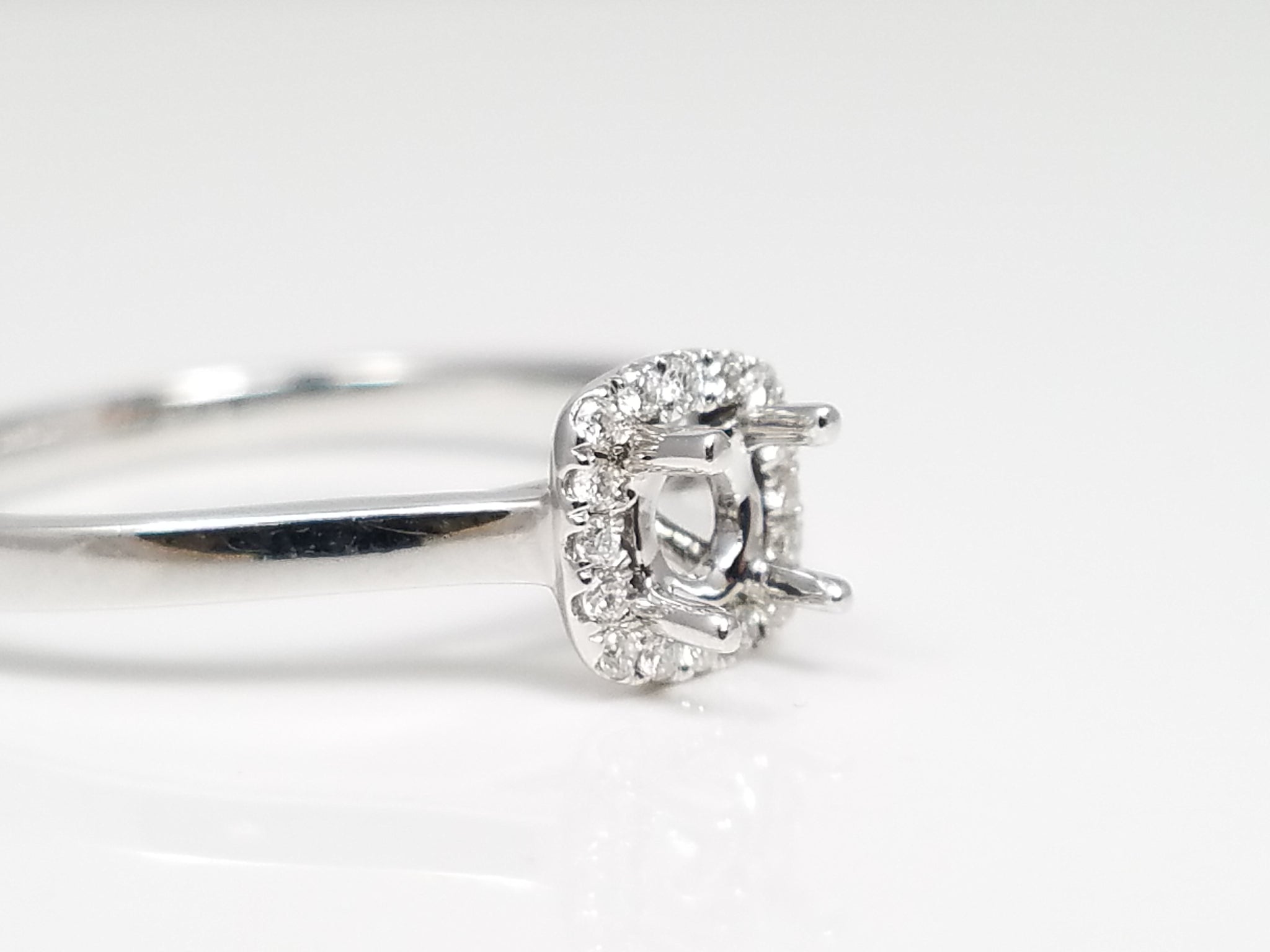 New Swanky 14k White Gold Natural Diamond Halo Engagement Ring Mount