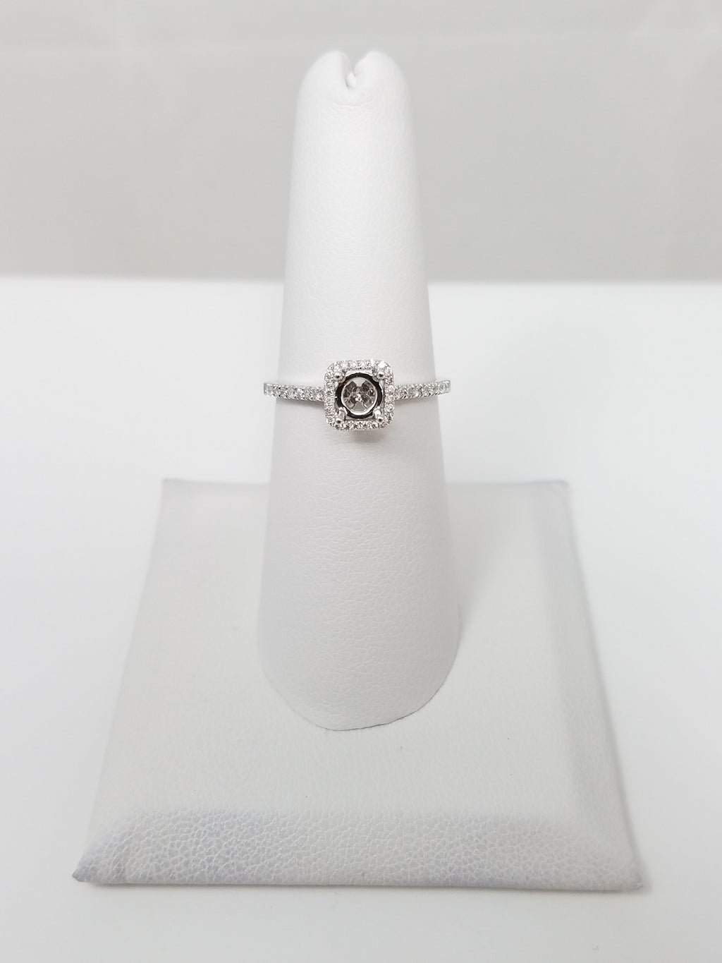 New! Shimmering 14k White Gold Natural Diamond Engagement Ring