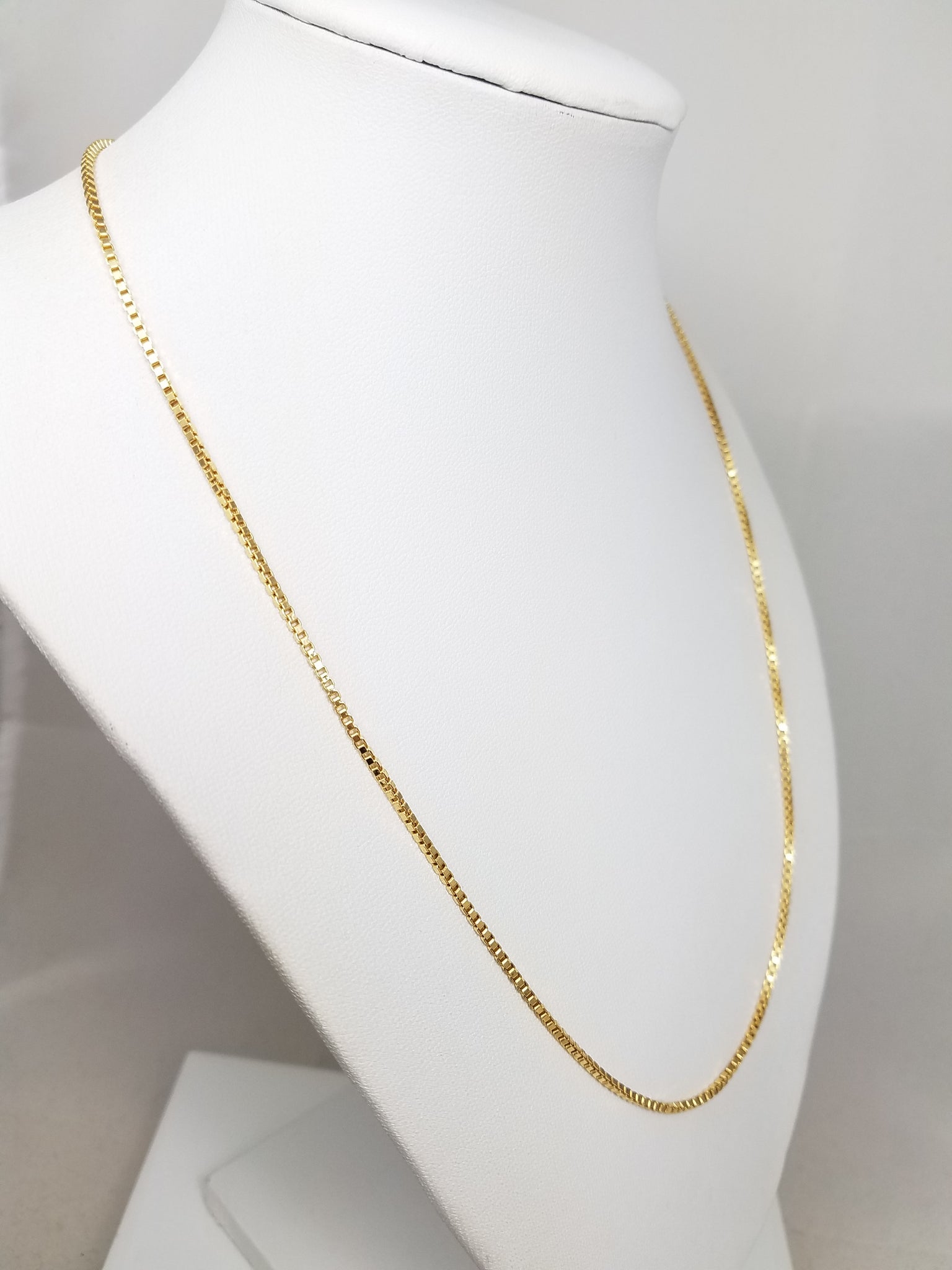 Magical 20" Solid 18k Yellow Gold Box Link Chain Necklace