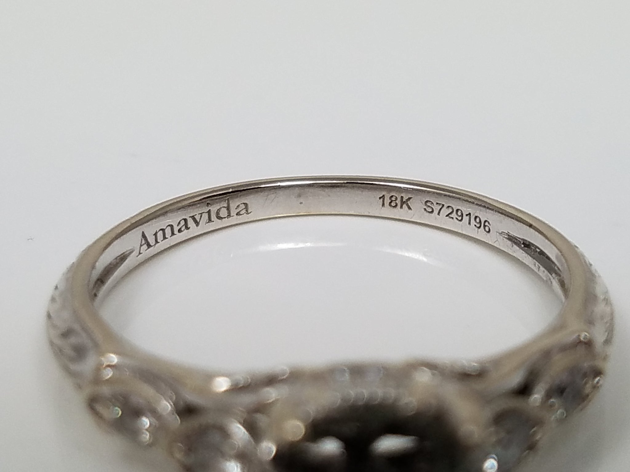 Amazing 18k White Gold Natural Diamond Engagement Ring Mount