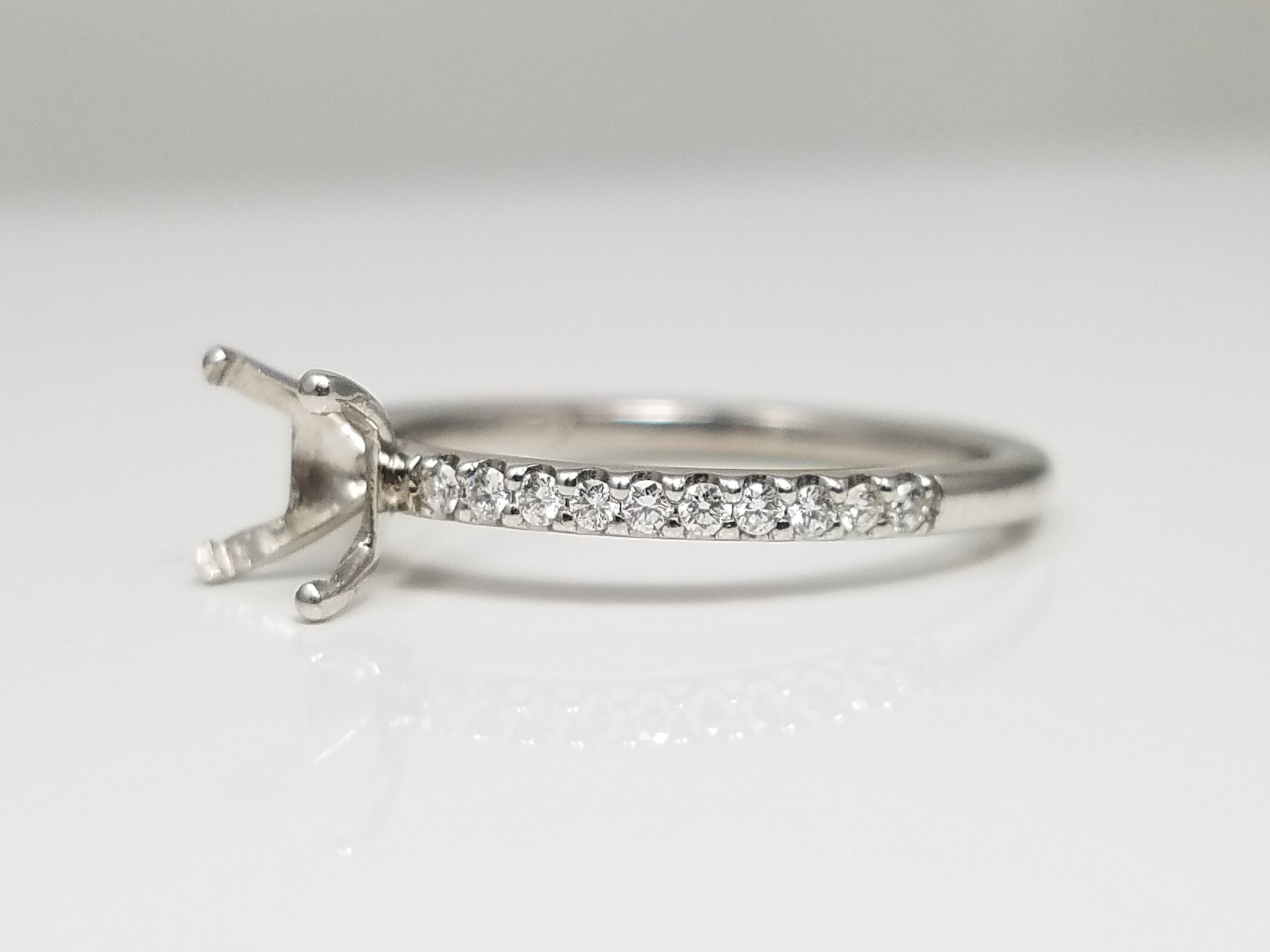 Platinum Natural Diamond Ring Mount