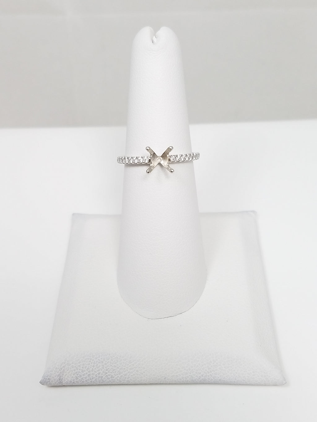 Platinum Natural Diamond Ring Mount