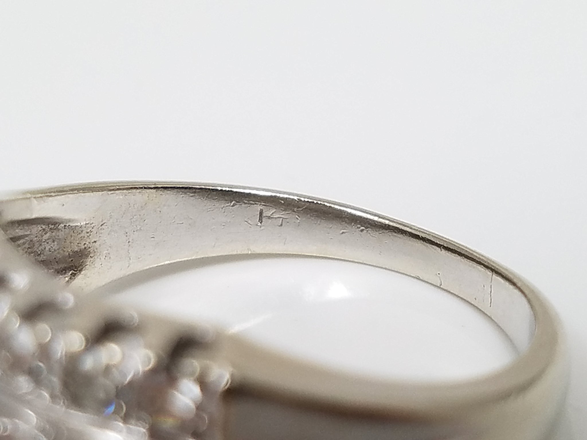 Precious Vintage 14k White Gold .70ctw Natural Diamond Wedding Ring Band