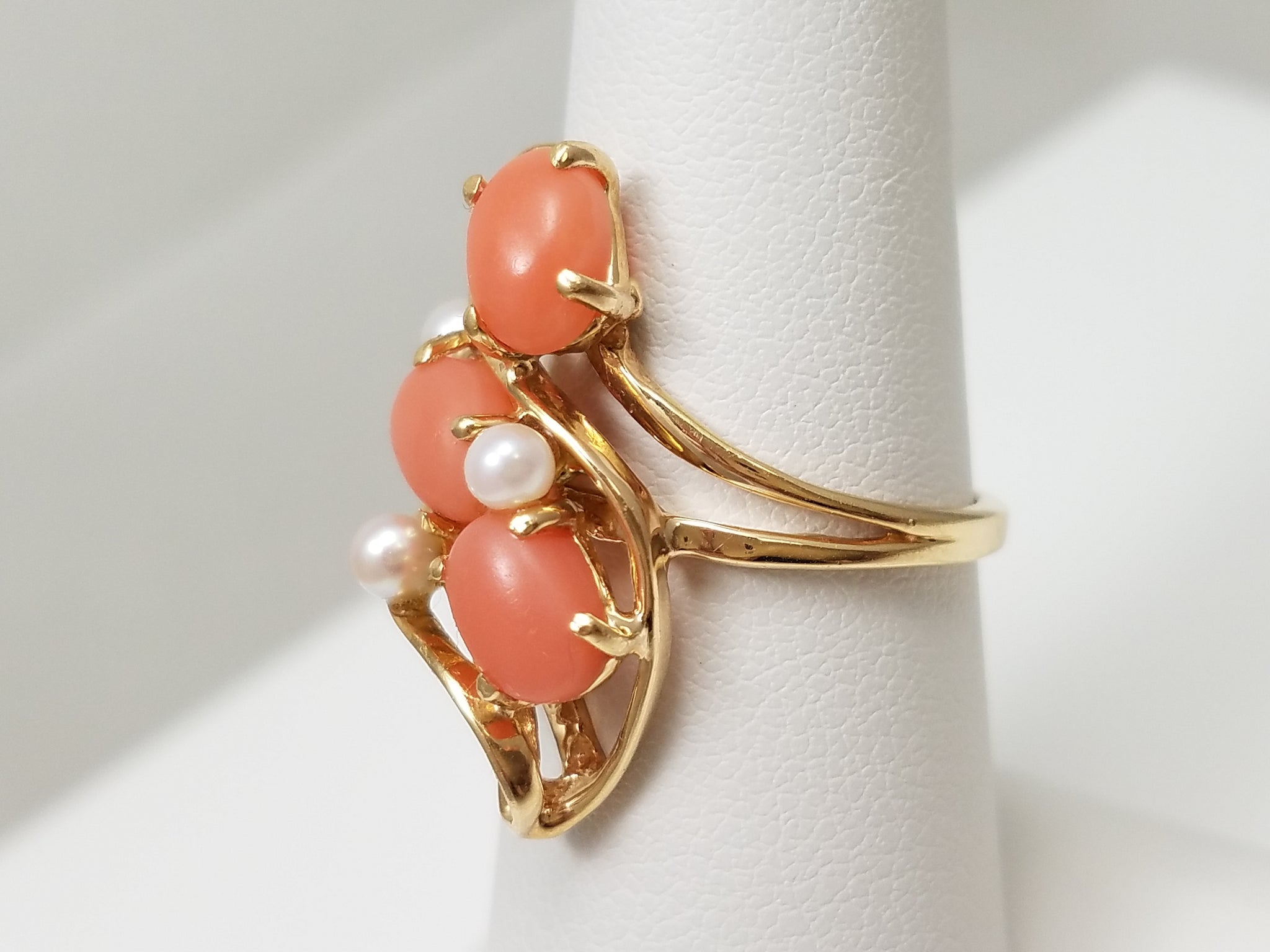 14k Yellow Gold Coral + Pearl Cluster Freeform Ring