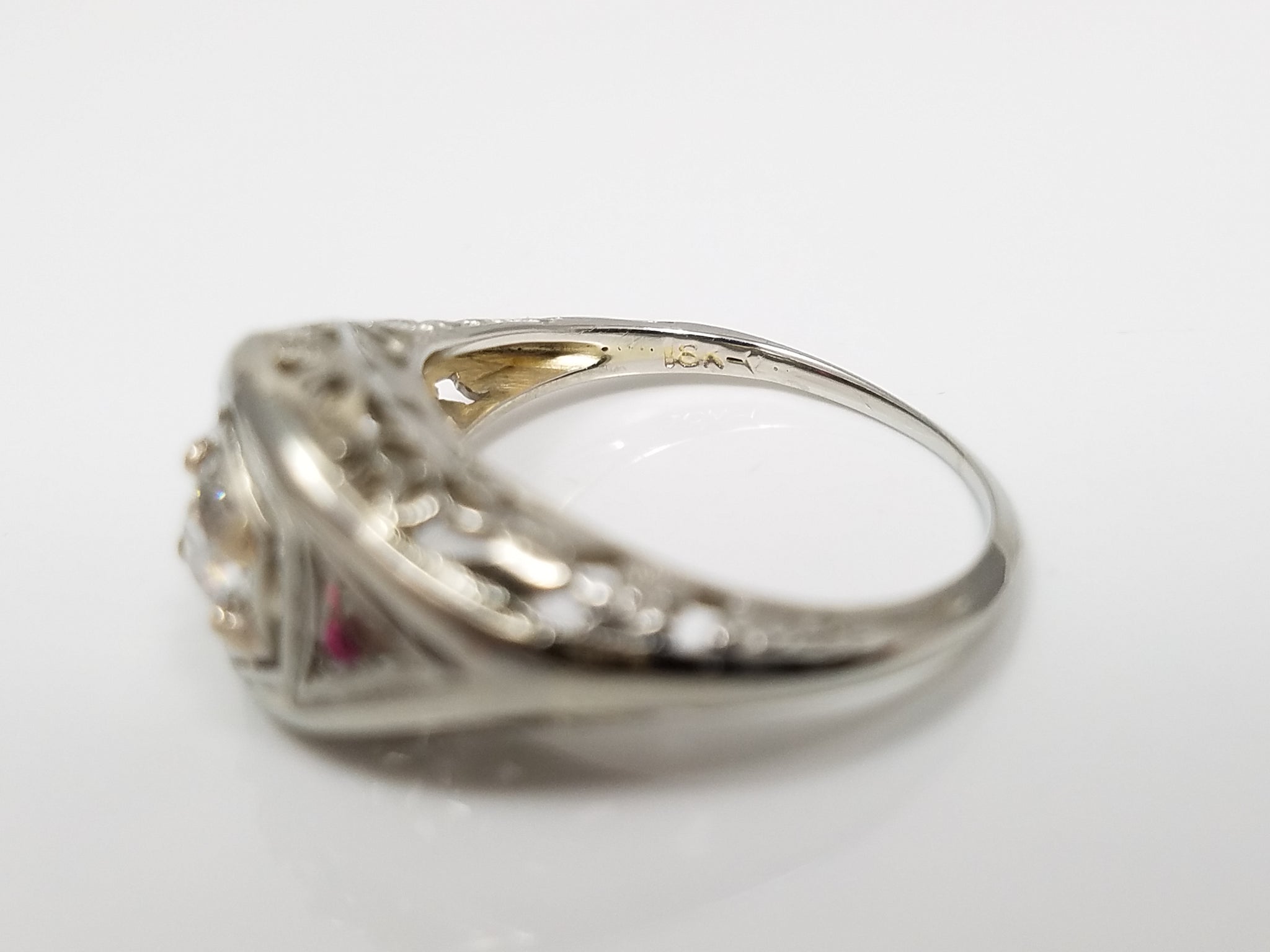 Elegant 1930's Art Deco 18k White Gold Natural Diamond Synthetic Ruby Engagement Ring To Restore