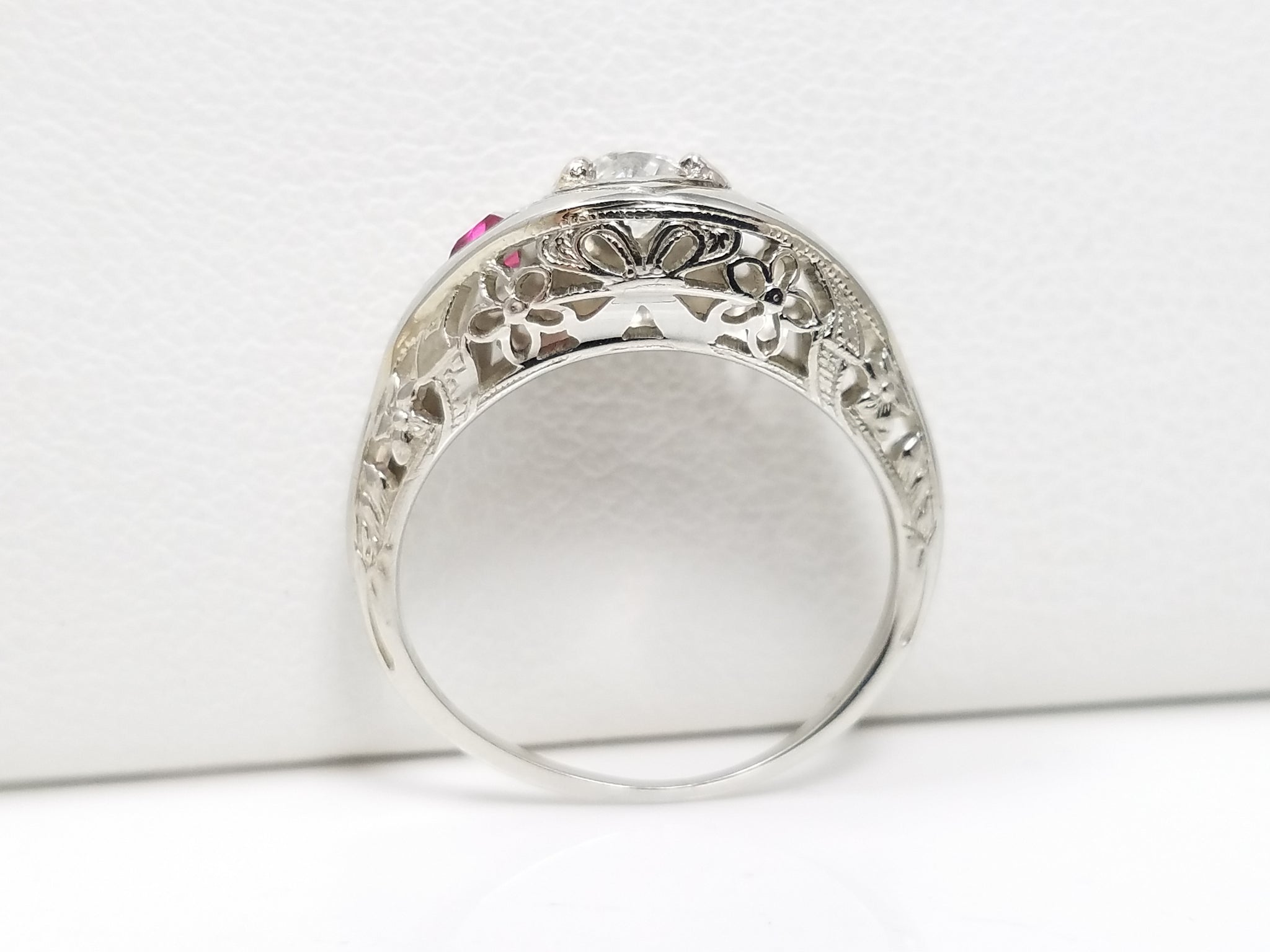 Elegant 1930's Art Deco 18k White Gold Natural Diamond Synthetic Ruby Engagement Ring To Restore