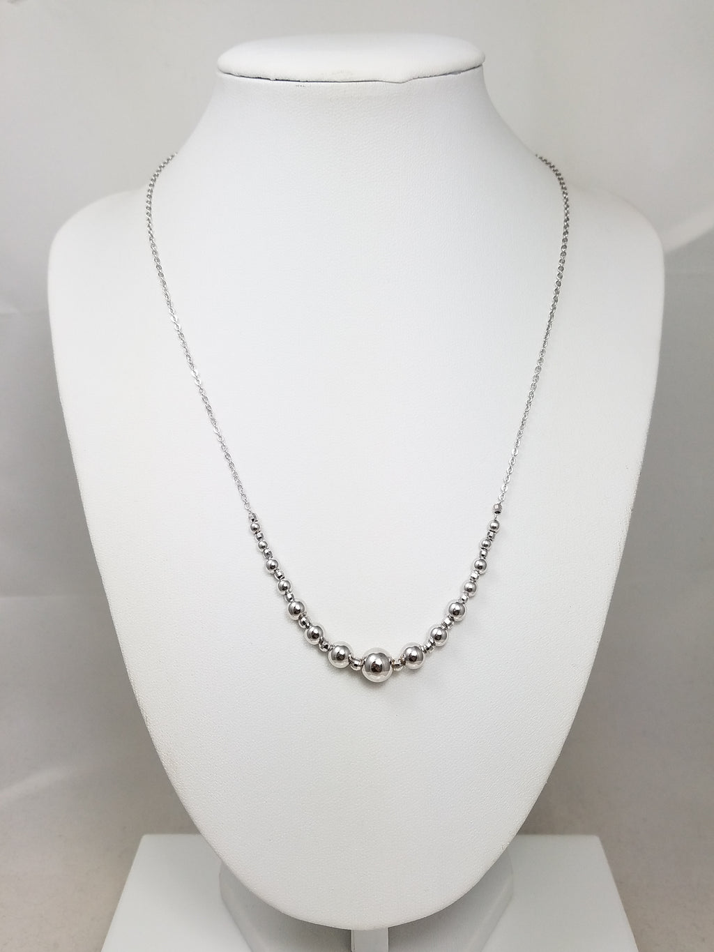 Fun 16"-18" Adjustable 14k White Gold Graduating Ball Necklace