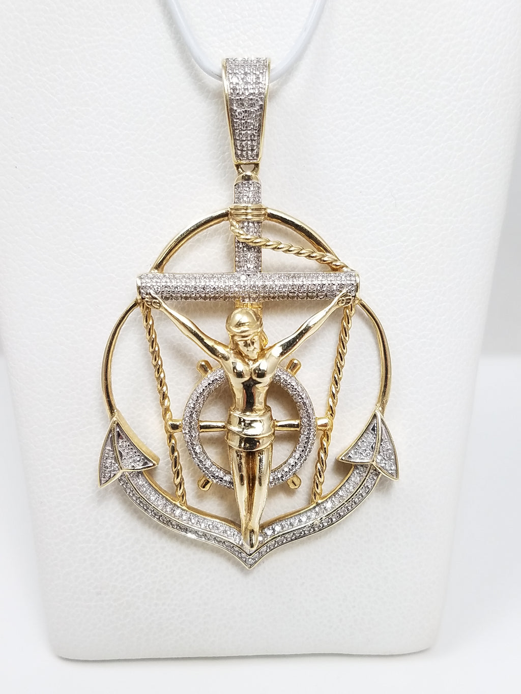Extraordinary 10k Yellow Gold Natural Diamond Mariner Cross Pendant