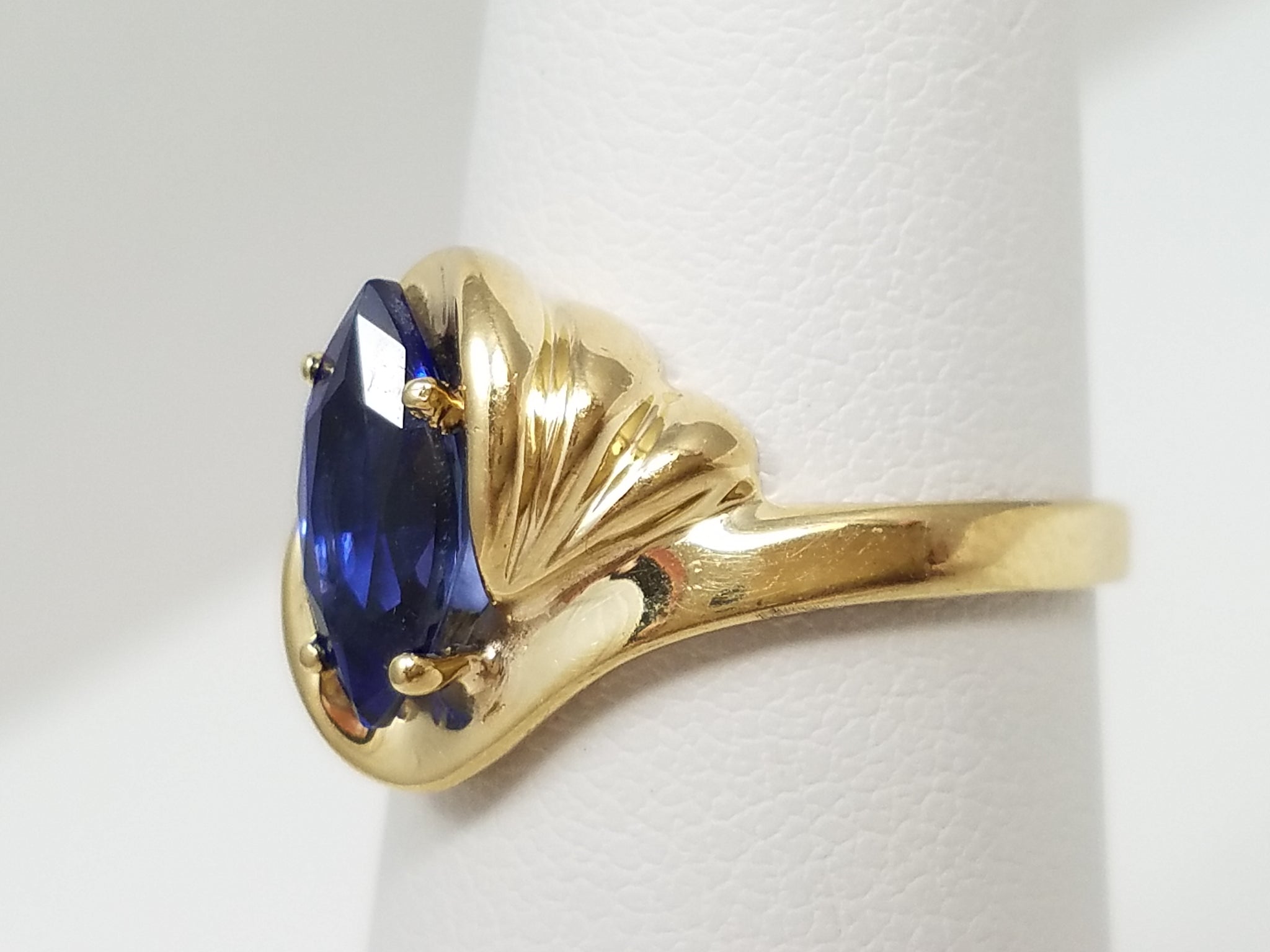 Magnificent 10k Yellow Gold Lab Created Sapphire Ring
