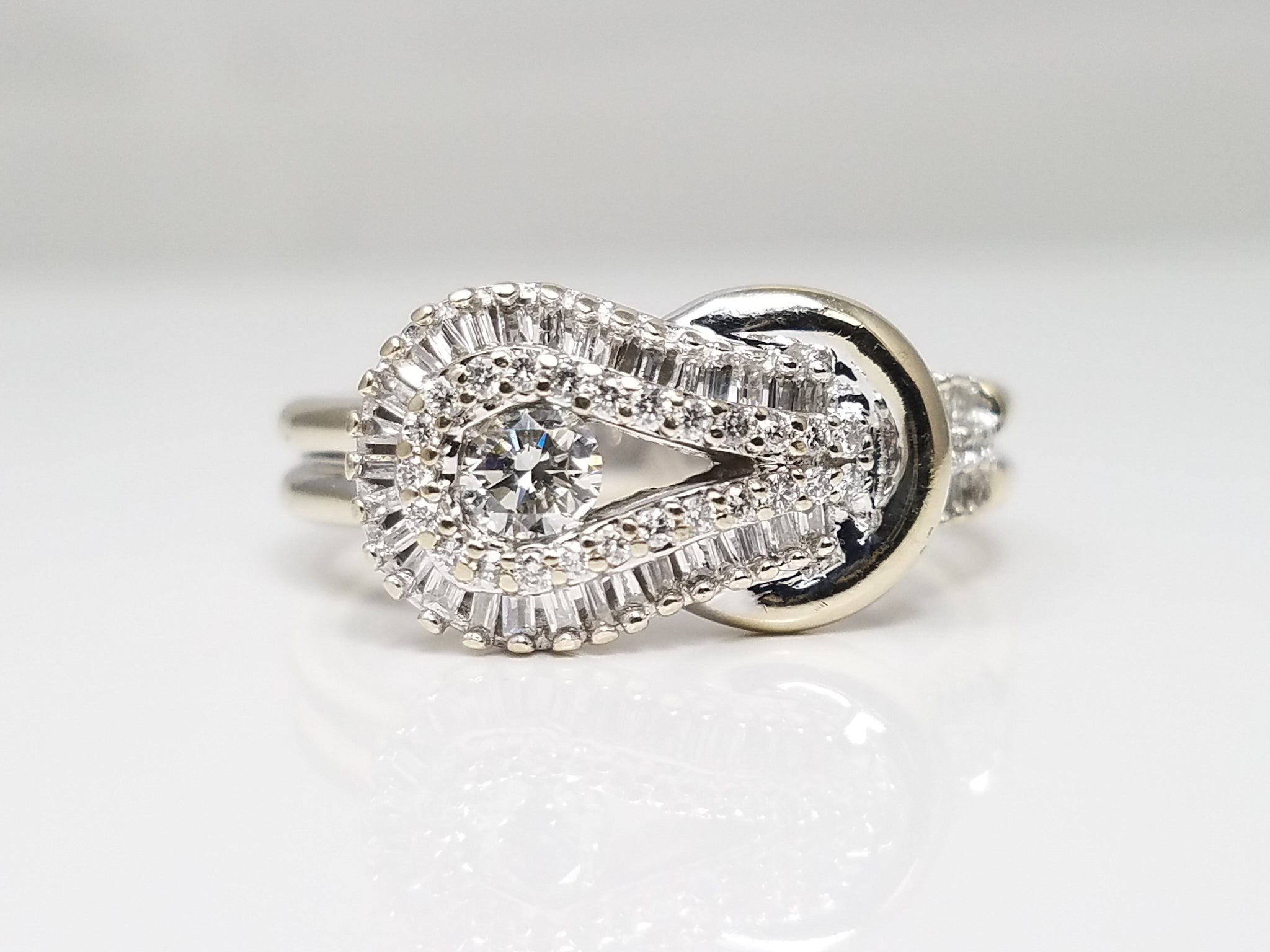 Precious 14k White Gold Natural Diamond Love Knot Ring