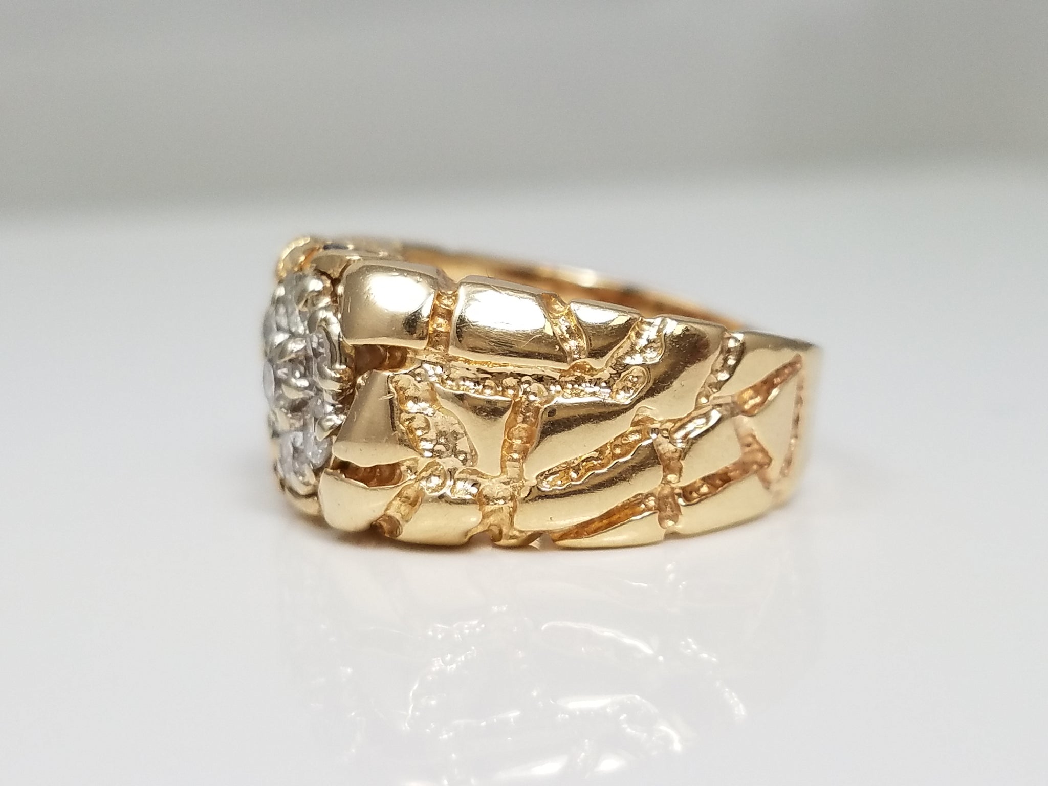 Classy 14k Yellow Gold Natural Diamond Nugget Ring